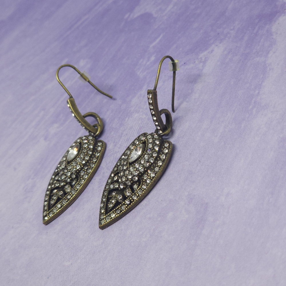 Marlyn Schiff Rounded Crystal Drop Earrings - Picture 3 of 6